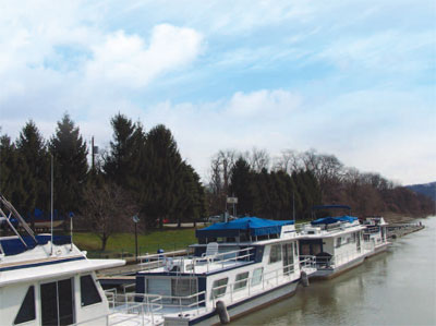 A river view of the Aspinwall Marina, which will
be turned into a riverfront park, with the help
of a loan from WPC’s Colcom Revolving Fund.
Courtesy of Friends of the Riverfront.